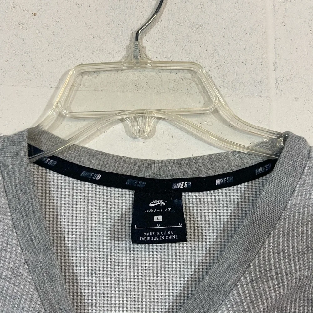 ❗️Nike Thermal Long Sleeve - Picture 6 of 9